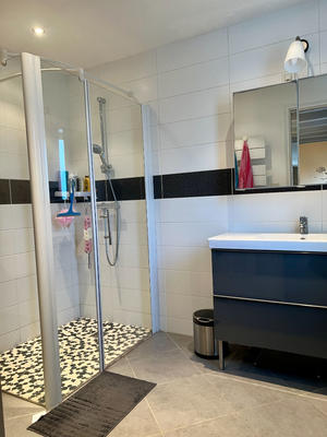 Maison - 104 m² - 4 pièces