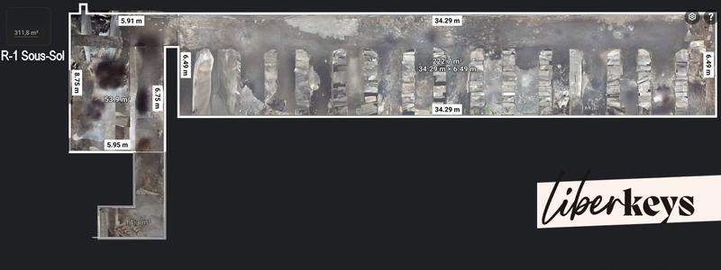 Maison - 900 m² - 1 pièce