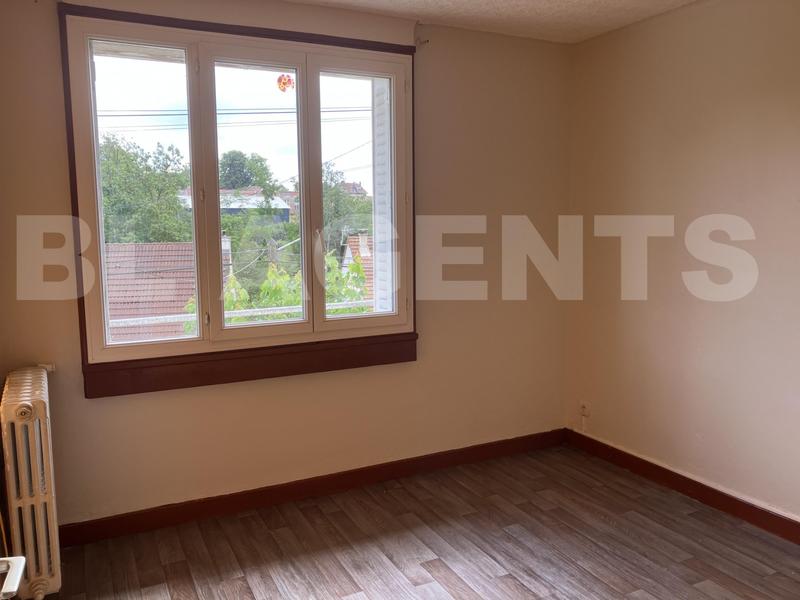 Maison - 104 m² - 6 pièces