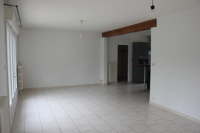 Maison - 93 m² - 4 pièces