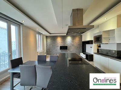 Appartement - 82 m² - 3 pièces