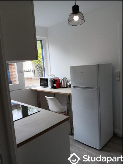 Chambre - 10 m² - 1 pièce