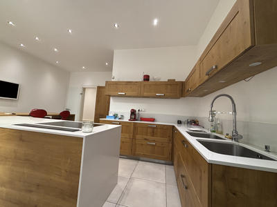 Appartement - 269 m² - 6 pièces