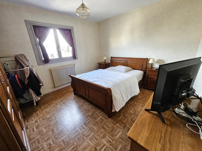 Maison - 90 m² - 5 pièces