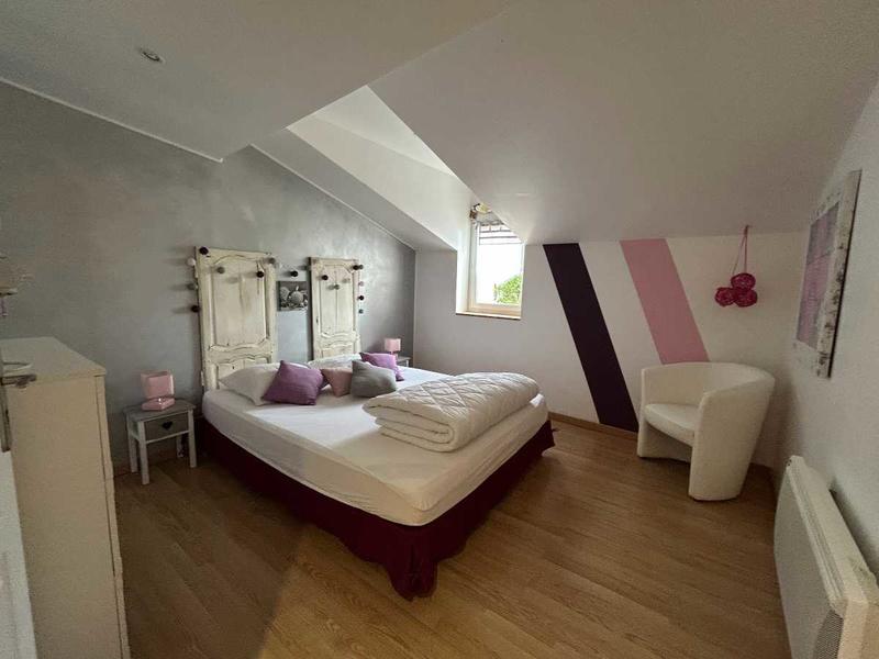 Maison - 387 m² - 8 pièces