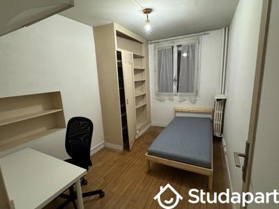 Chambre - 9 m² - 1 pièce