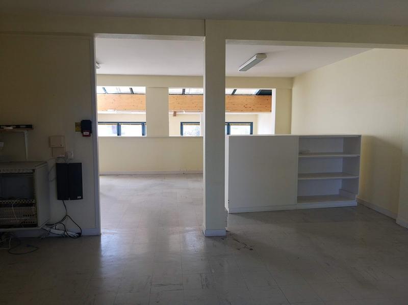 Bureau - 150 m²