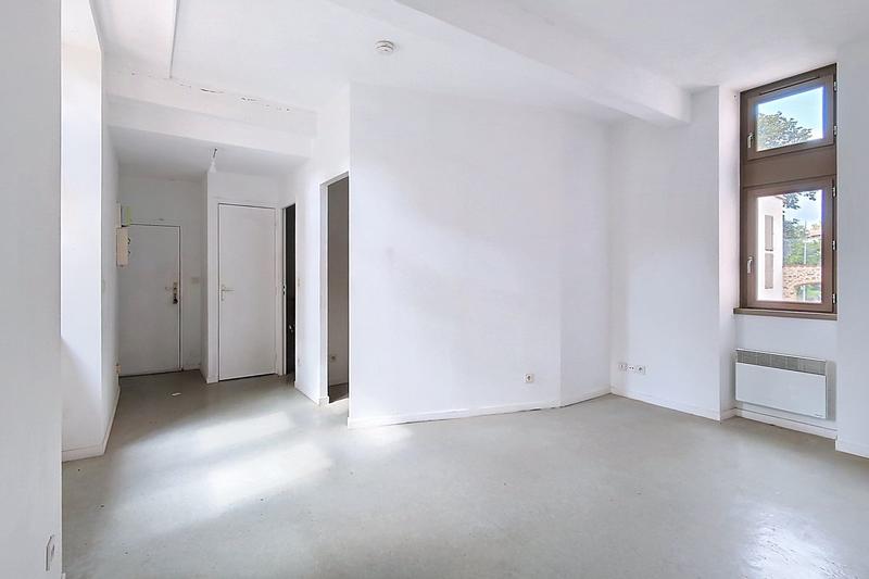 Studio - 27 m² - 1 pièce