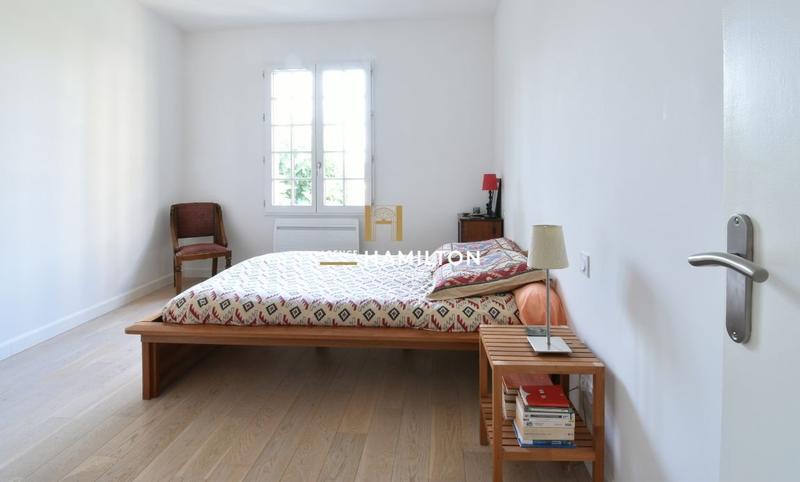 Maison - 200 m² - 6 pièces