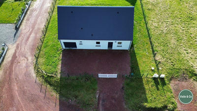 Maison traditionnelle - 81 m² - 4 pièces