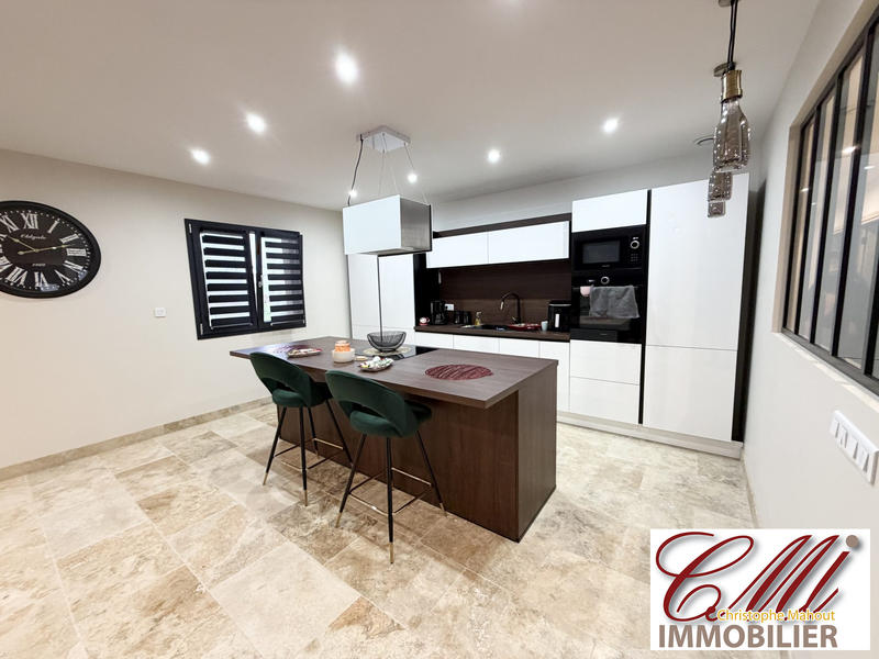 Maison - 150 m² - 5 pièces