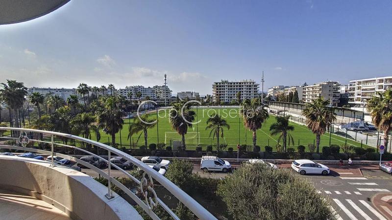 Appartement - 95 m² - 4 pièces