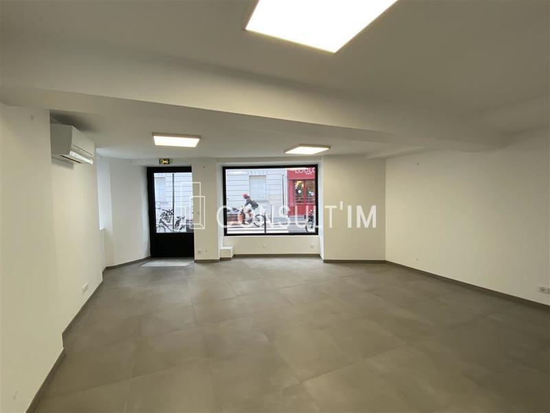 Local commercial - 214 m²