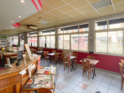 Fonds de commerce - Magasins - 295 m²