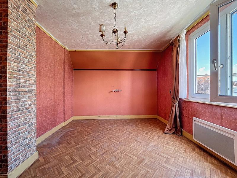 Maison - 89 m² - 5 pièces