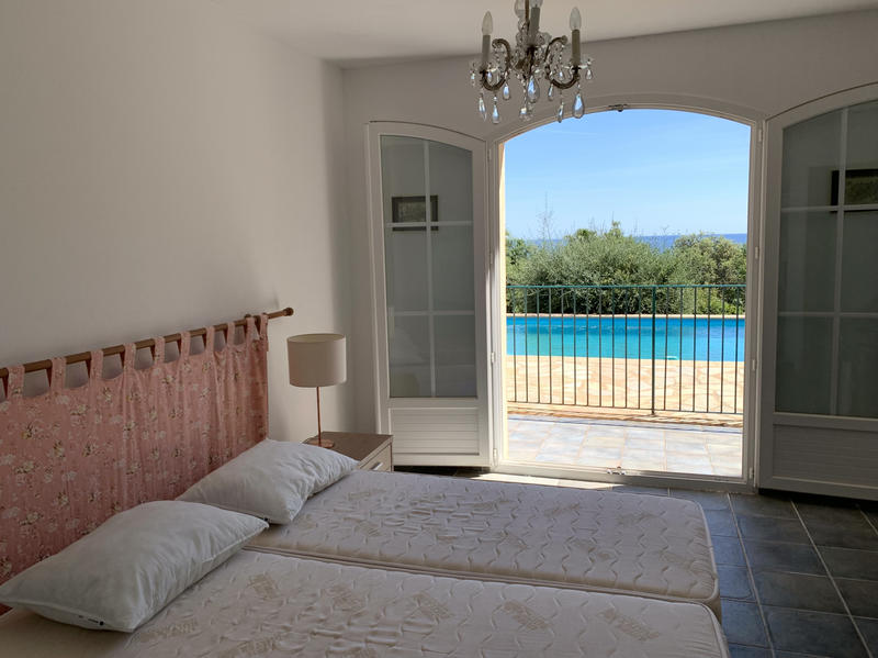 Villa - 183 m² - 7 pièces