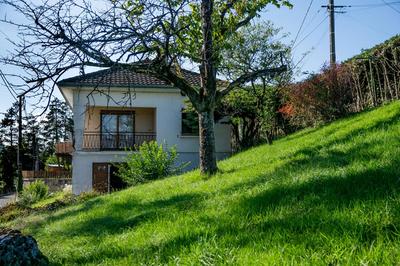 Maison - 83 m² - 5 pièces