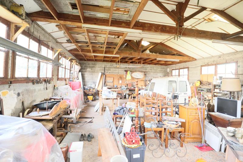 Maison - 99 m² - 6 pièces