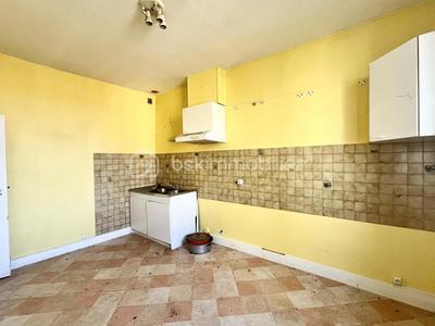 Appartement - 84 m² - 4 pièces