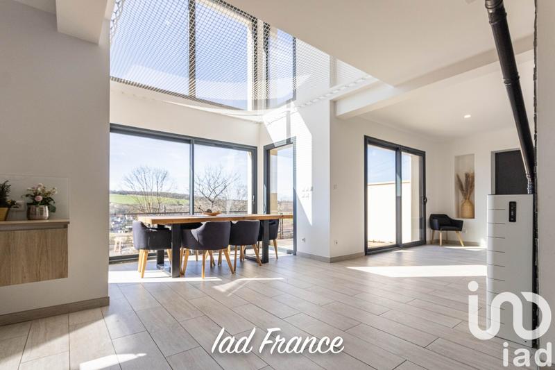 Maison - 142 m² - 6 pièces