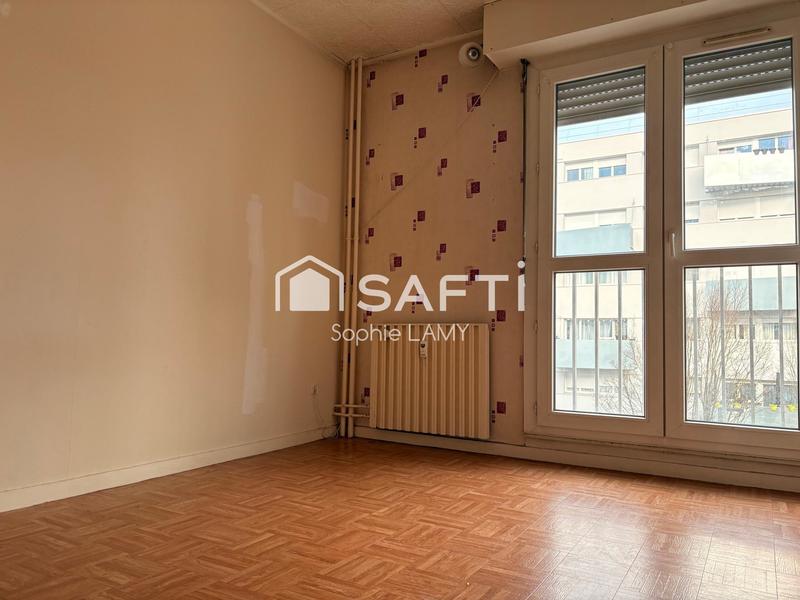Appartement - 94 m² - 5 pièces