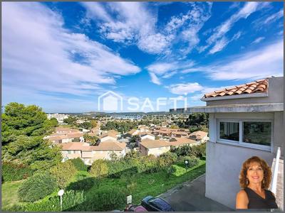 Appartement - 95 m² - 4 pièces