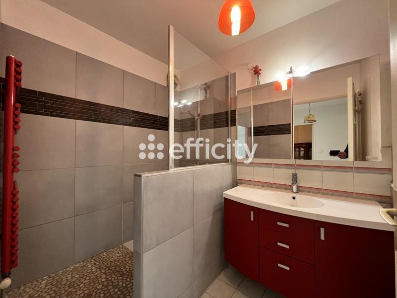 Appartement - 72 m² - 3 pièces