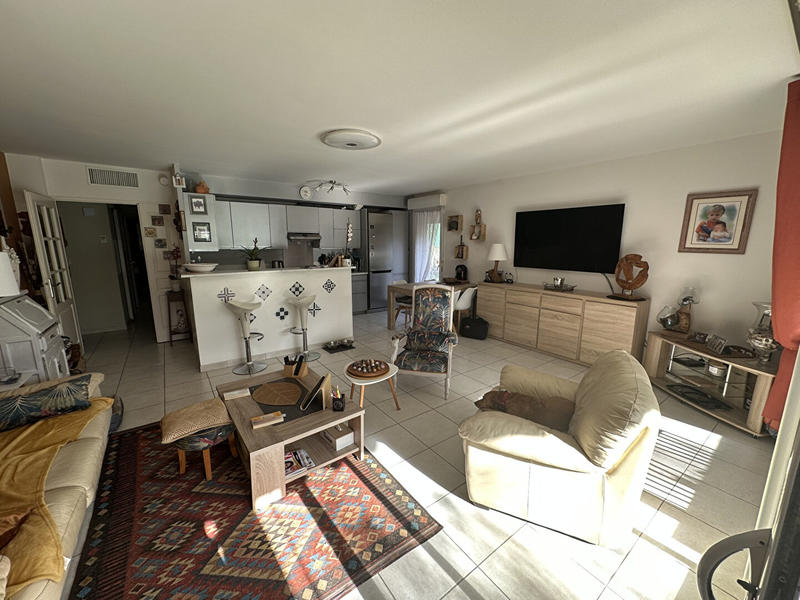 Appartement - 75 m² - 3 pièces