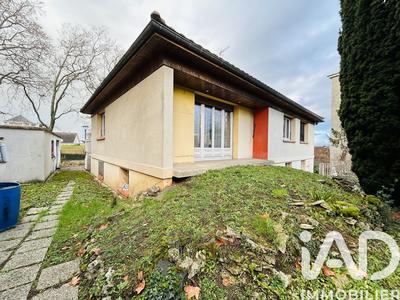 Maison - 92 m² - 4 pièces