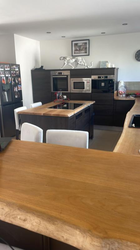 Maison - 250 m² - 10 pièces