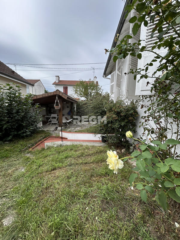 Maison - 81 m² - 3 pièces