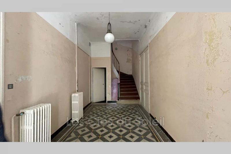 Maison - 357 m² - 14 pièces