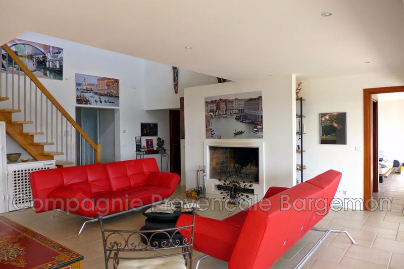 Villa - 180 m² - 7 pièces