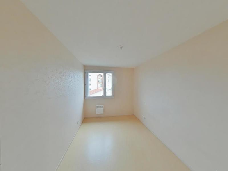 Appartement ancien - 67 m² - 3 pièces