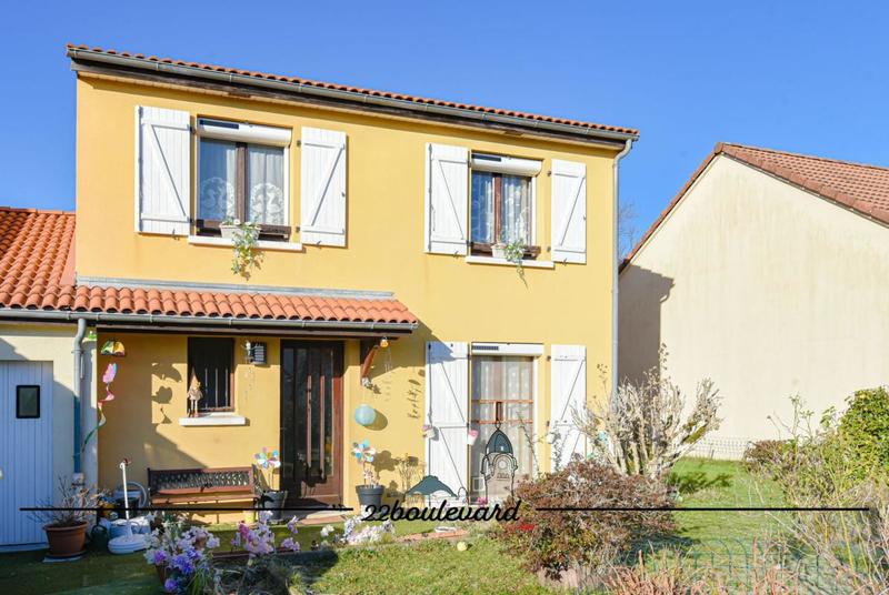 Maison - 96 m² - 4 pièces