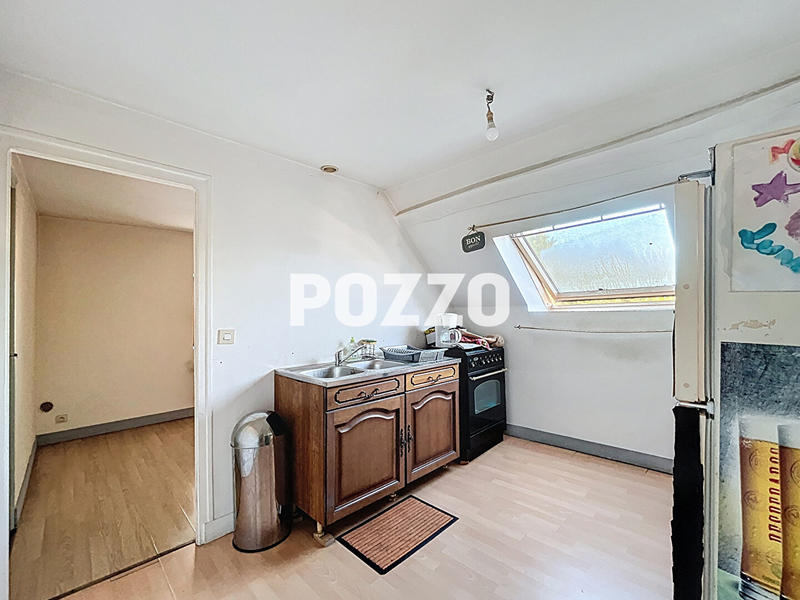 Maison - 588 m² - 10 pièces