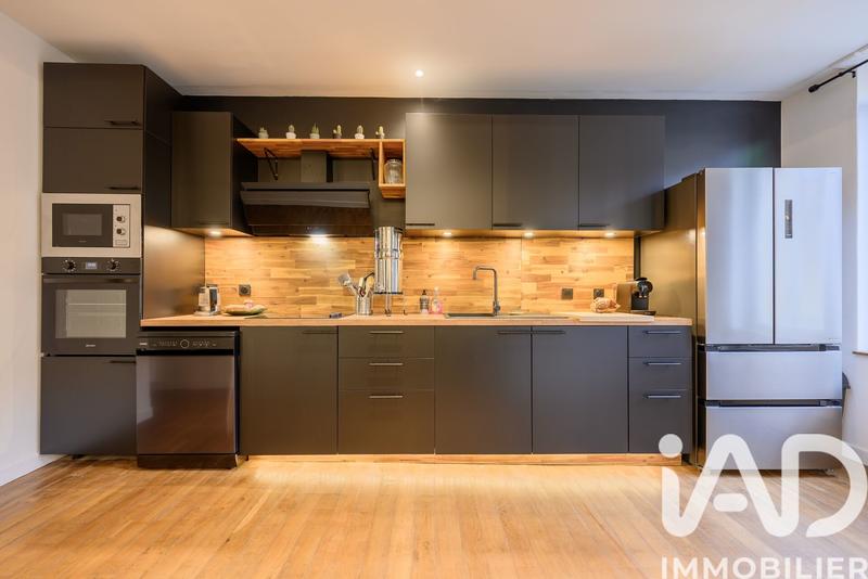 Loft - 129 m² - 5 pièces