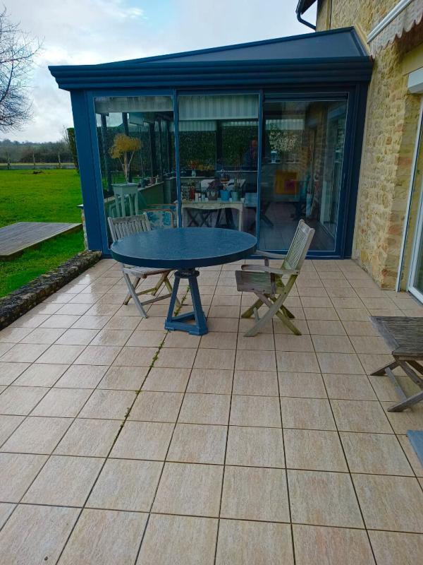 Maison - 220 m² - 8 pièces