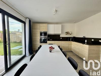 Maison - 91 m² - 5 pièces