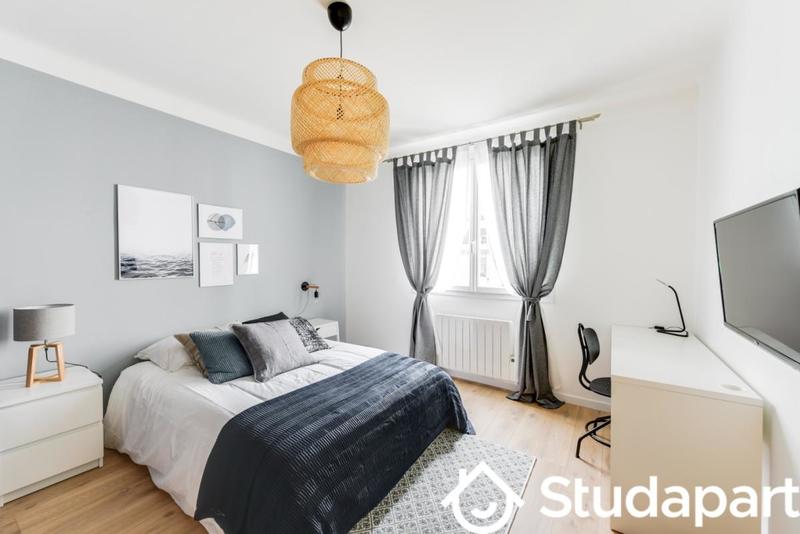 Chambre - 15 m² - 1 pièce