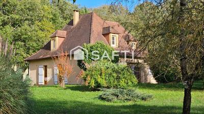 Maison - 168 m² - 8 pièces