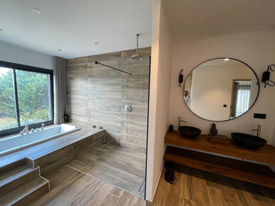 Maison - 500 m² - 6 pièces