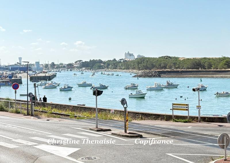 Maison - 168 m² - 8 pièces