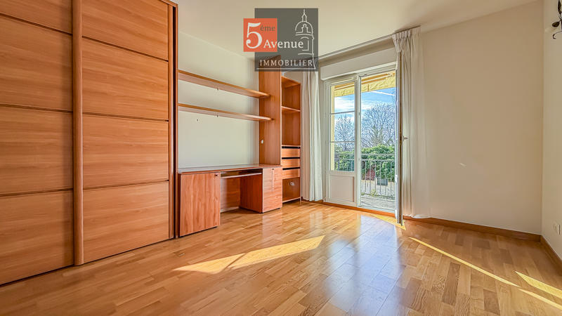 Appartement - 148 m² - 4 pièces