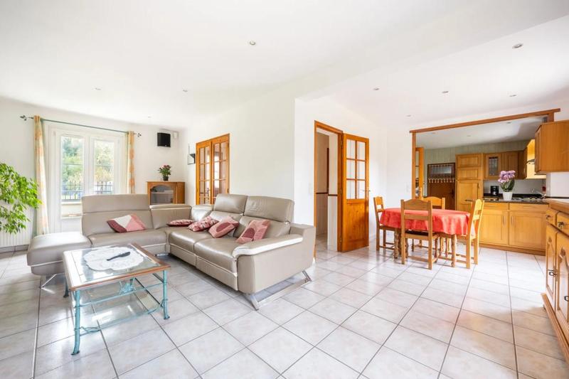 Maison - 123 m² - 6 pièces