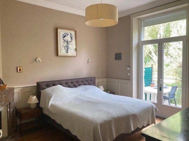 Maison - 232 m² - 4 pièces