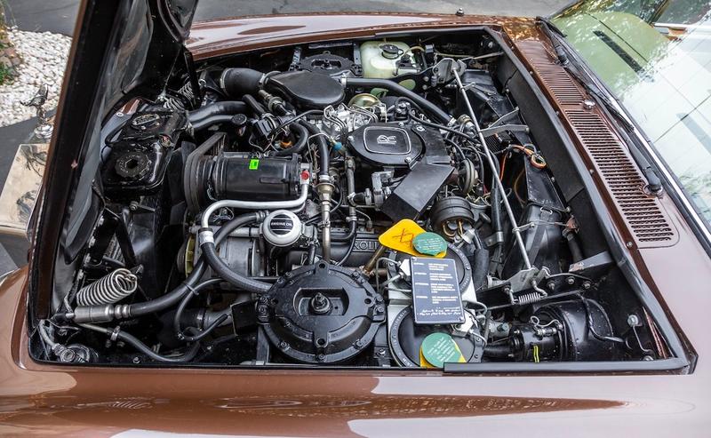 Rolls-Royce Corniche V8