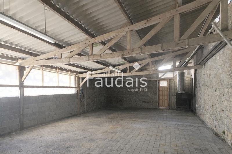 Maison - 230 m² - 11 pièces