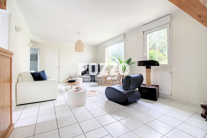 Maison - 93 m² - 5 pièces