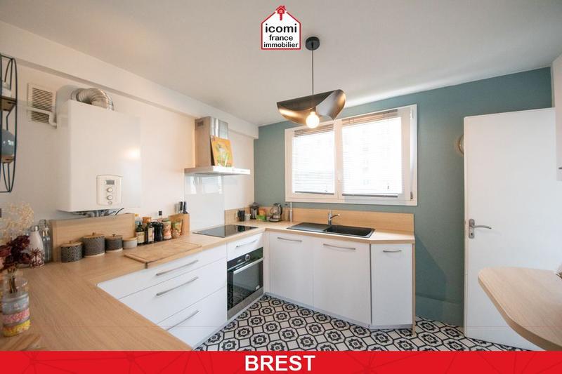 Appartement - 90 m² - 4 pièces